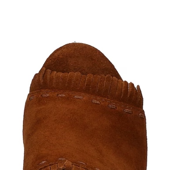 Tory Burch Femme Soft Suede Sandal heels - Picture 2 of 11